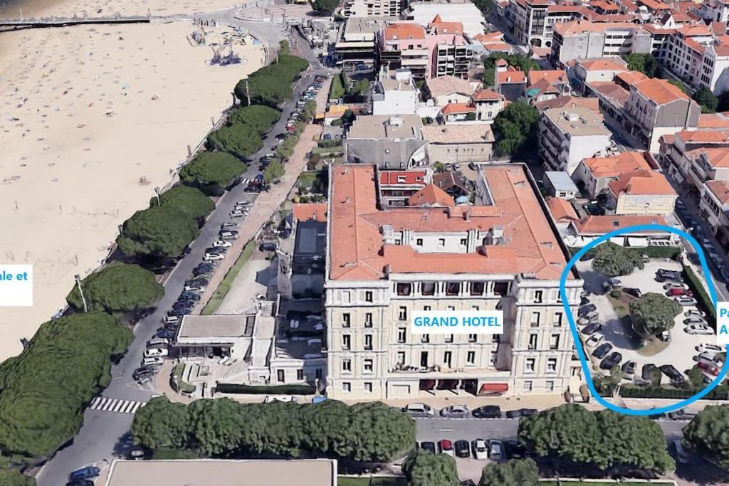 Grand Hotel - Magnifique Appartement Bord De Plage Centrale Arcachon Exteriér fotografie